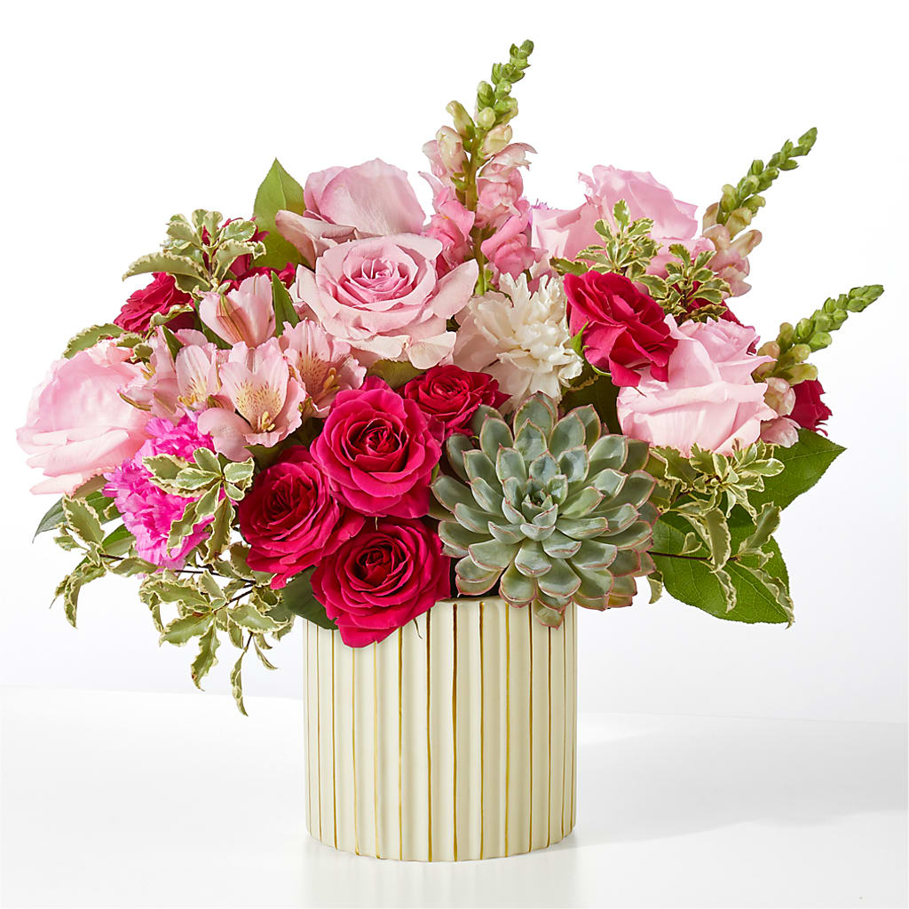 Magenta Musings Bouquet – DOMINO'S BLOOMS, Granbury TX