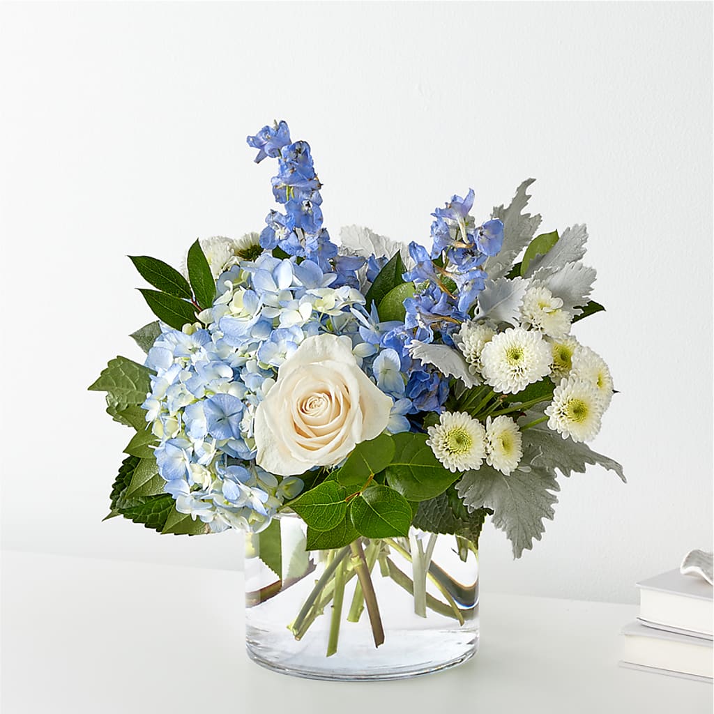 Clear Skies Bouquet – DOMINO'S BLOOMS, Granbury TX