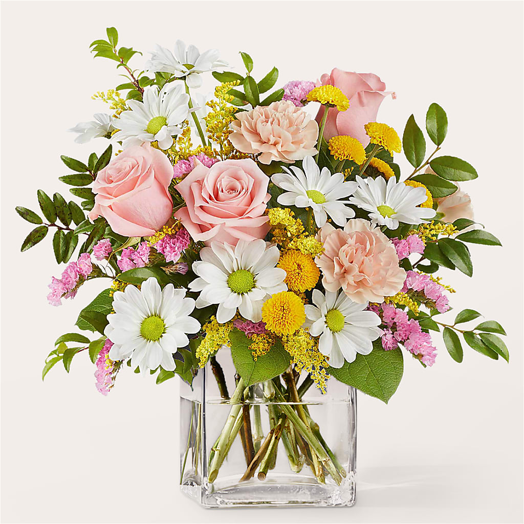 Country Cottage Bouquet – DOMINO'S BLOOMS, Granbury TX