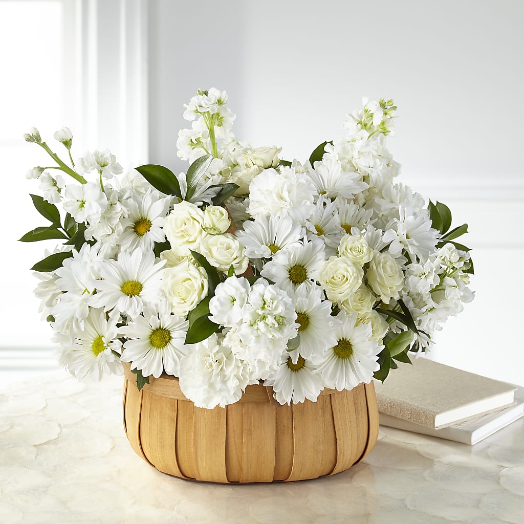 Graceful Garden Basket – DOMINO'S BLOOMS, Granbury TX
