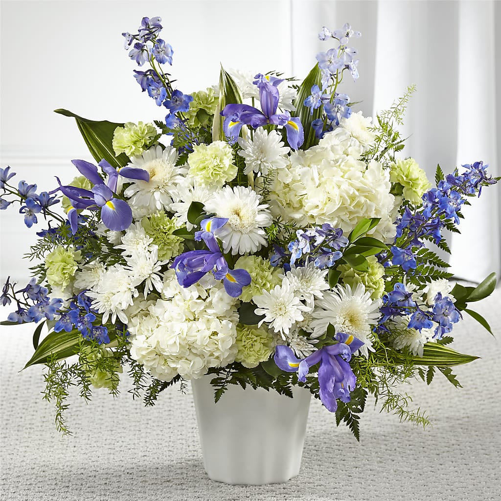 Soft Serenity Floor Basket – DOMINO'S BLOOMS, Granbury TX