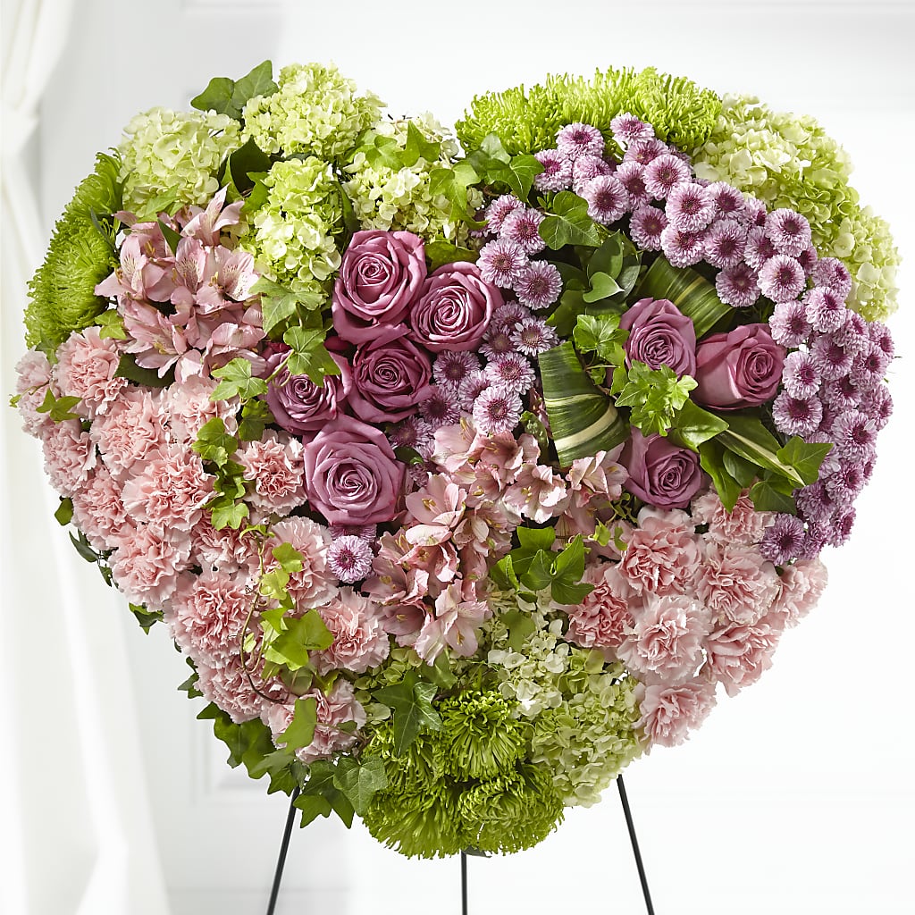 Heartwarming Standing Heart – DOMINO'S BLOOMS, Granbury TX