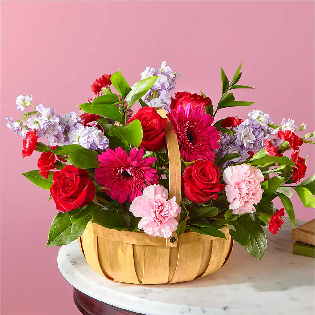 Pink Picnic Basket – DOMINO'S BLOOMS, Granbury TX