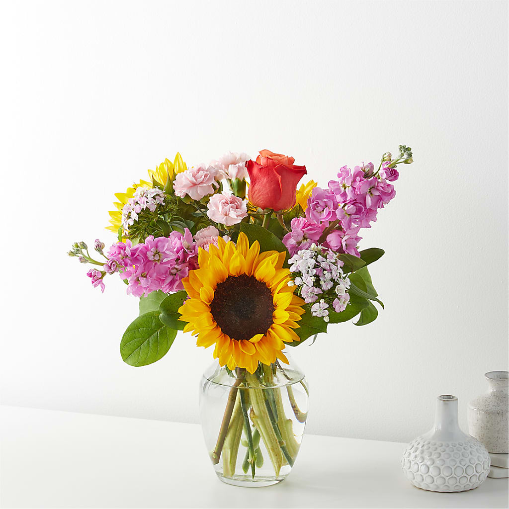 Yellow Brick Road Bouquet – DOMINO'S BLOOMS, Granbury TX