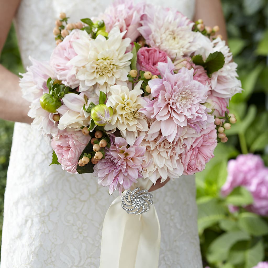 Heart's Promise Bouquet – DOMINO'S BLOOMS, Granbury TX