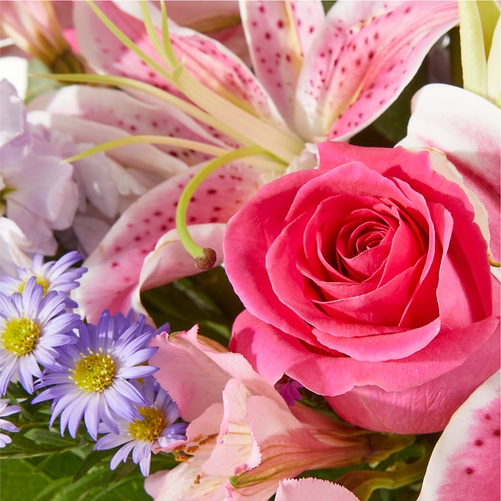 Pressing Petals Bouquet – DOMINO'S BLOOMS, Granbury TX