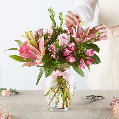 Pink Ribbon - A Florist Original – DOMINO'S BLOOMS, Granbury TX