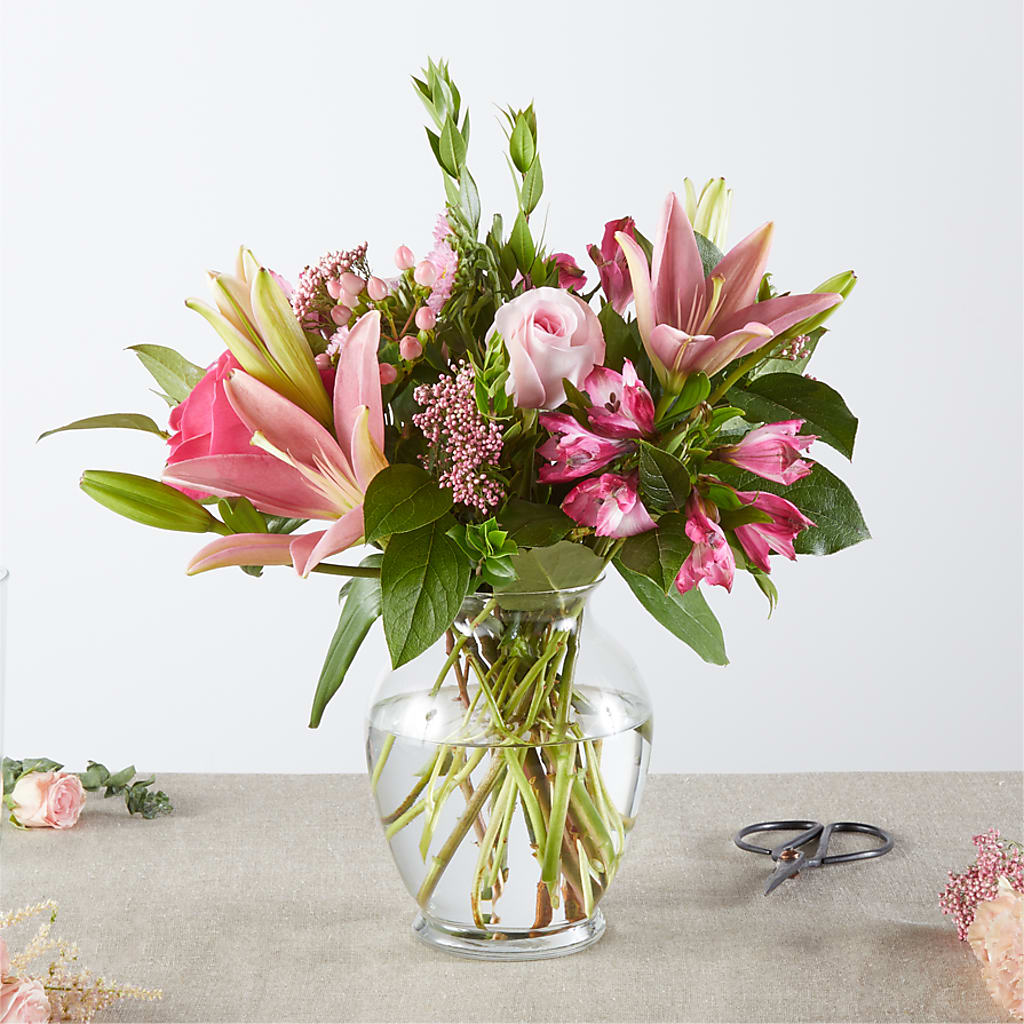 Pink Ribbon - A Florist Original – DOMINO'S BLOOMS, Granbury TX