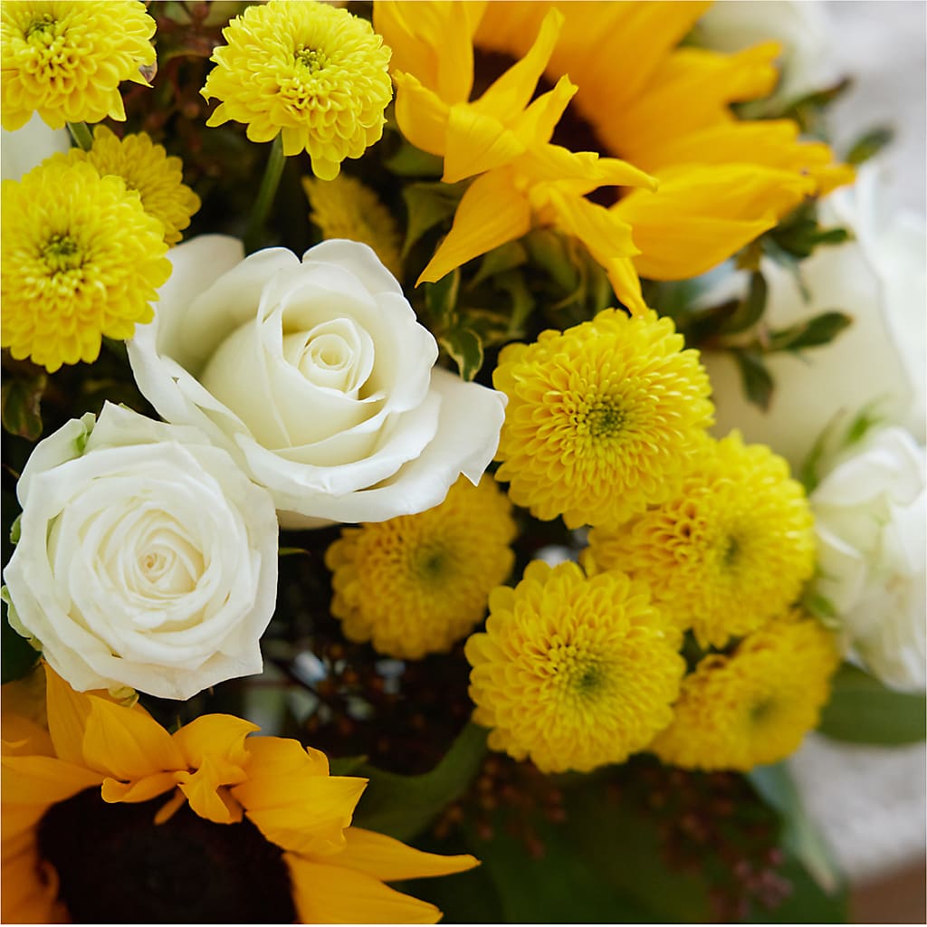 Luminous Morning Bouquet – DOMINO'S BLOOMS, Granbury TX