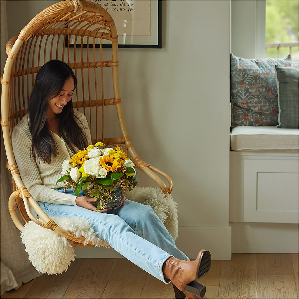 Luminous Morning Bouquet – DOMINO'S BLOOMS, Granbury TX