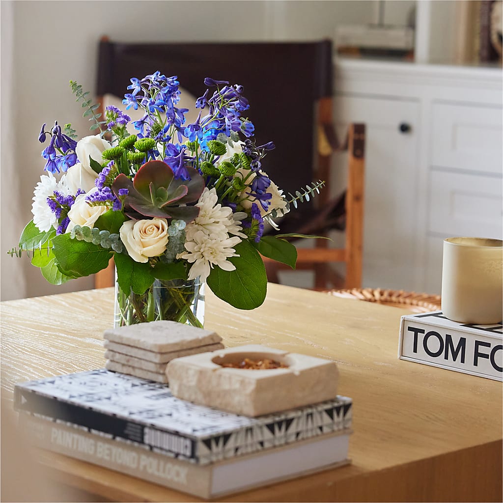 Cerulean Waves Bouquet – DOMINO'S BLOOMS, Granbury TX