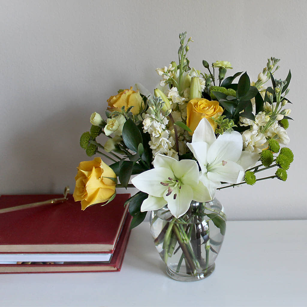 Hope & Serenity Bouquet – DOMINO'S BLOOMS, Granbury TX