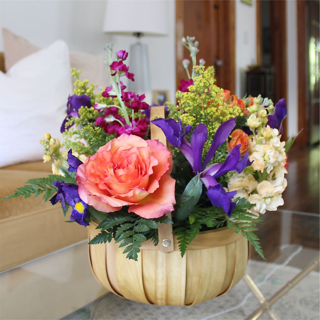 Garden of Life Basket – DOMINO'S BLOOMS, Granbury TX