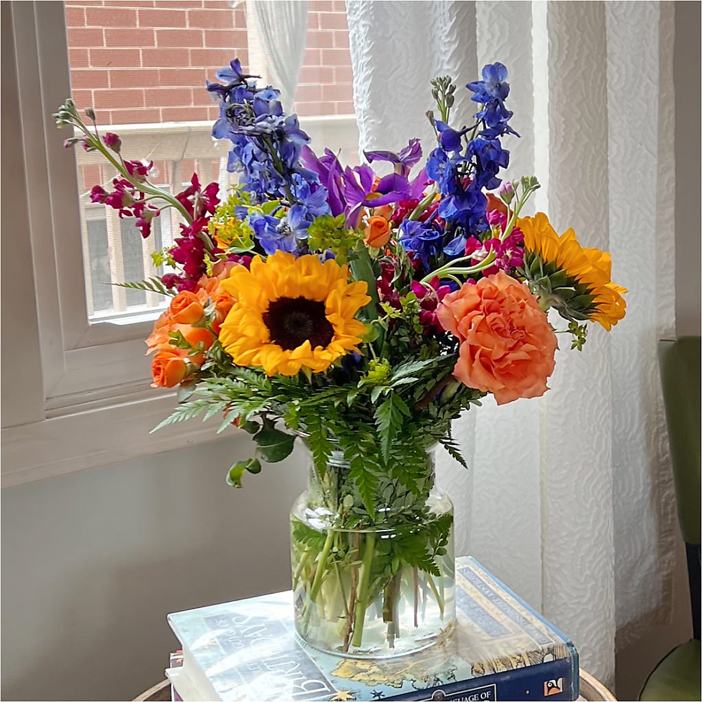 Rays of Life Bouquet – DOMINO'S BLOOMS, Granbury TX