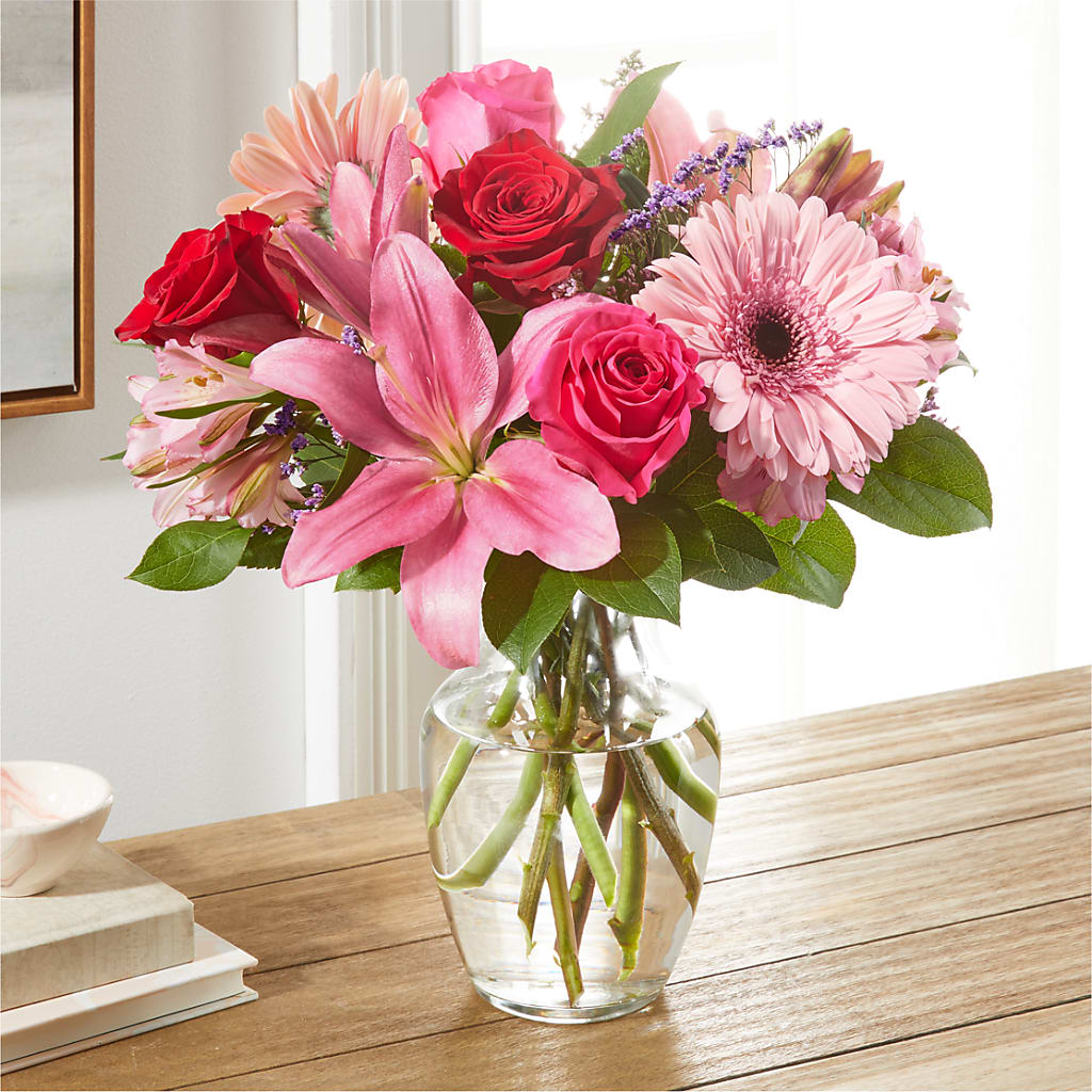 Lots of Love Bouquet – DOMINO'S BLOOMS, Granbury TX