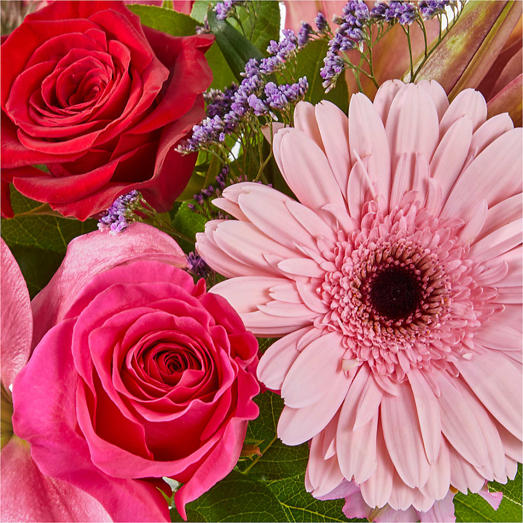 Lots of Love Bouquet – DOMINO'S BLOOMS, Granbury TX