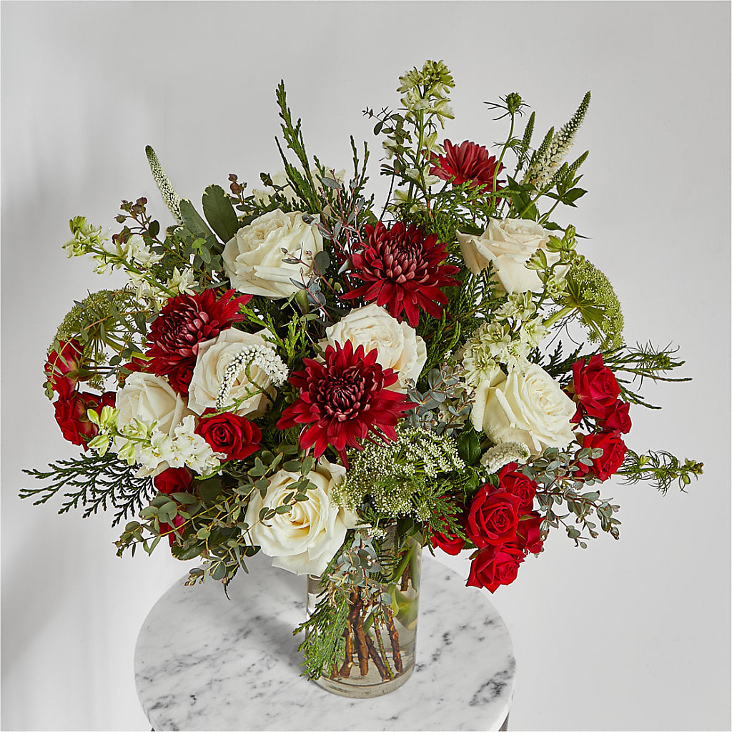Favorite Traditions Bouquet – DOMINO'S BLOOMS, Granbury TX