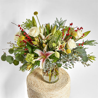 Berry & Bright Bouquet – DOMINO'S BLOOMS, Granbury TX