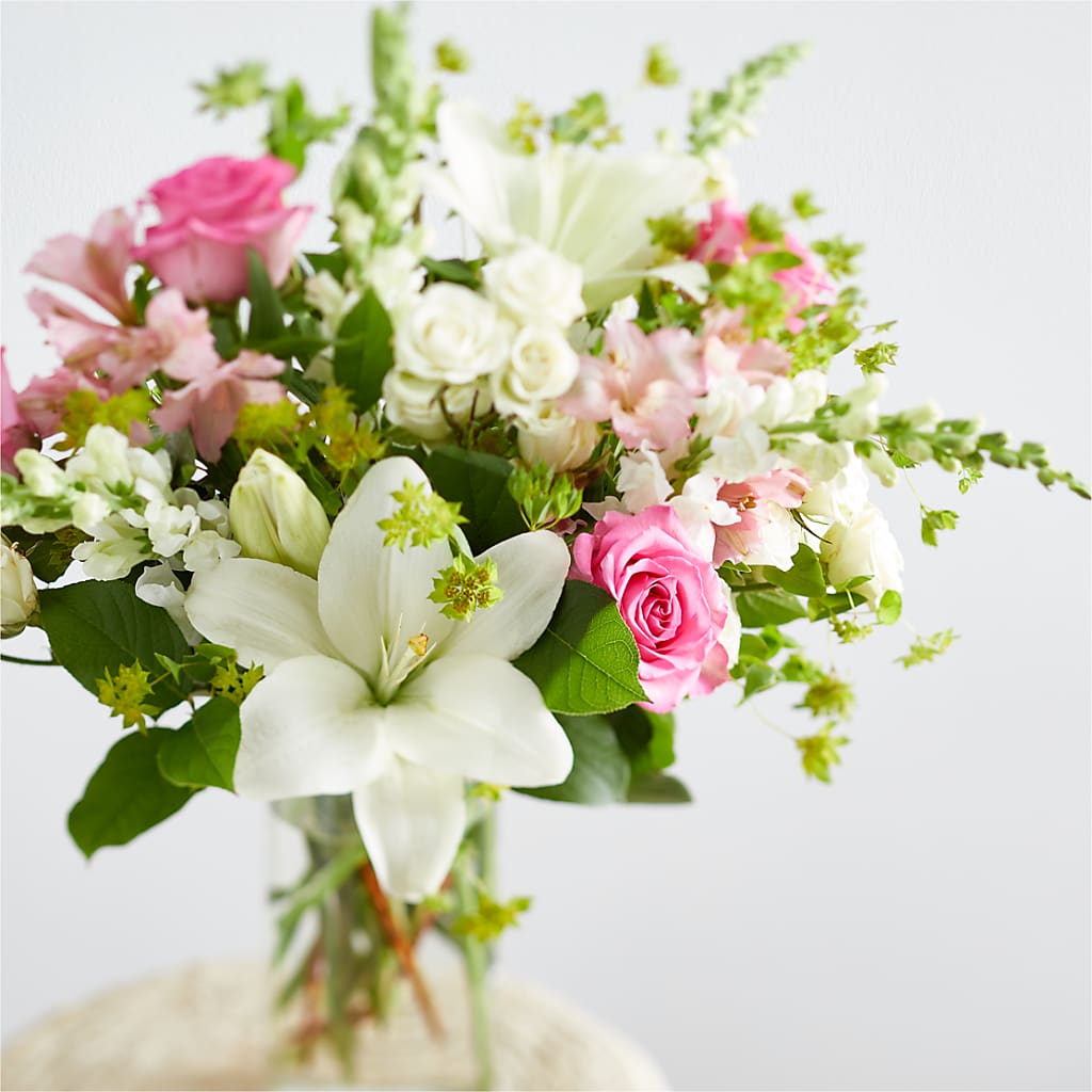 Fondly Bouquet – DOMINO'S BLOOMS, Granbury TX