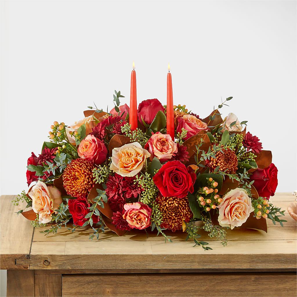 Gather Near Centerpiece – DOMINO'S BLOOMS, Granbury TX