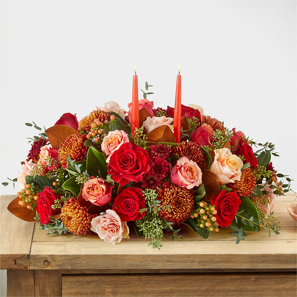 Gather Near Centerpiece – DOMINO'S BLOOMS, Granbury TX