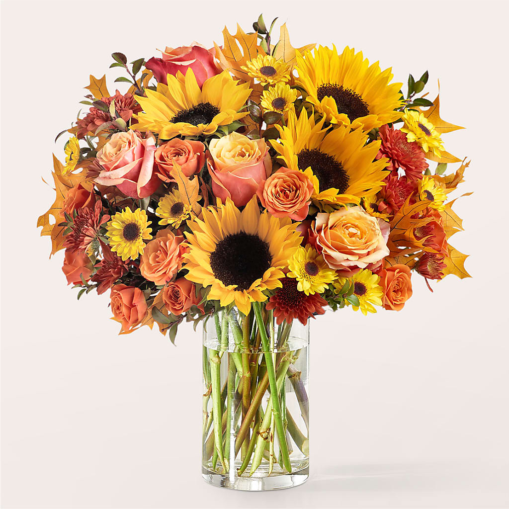 Fluttering Foliage Bouquet – DOMINO'S BLOOMS, Granbury TX