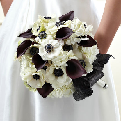 To Have and To Hold Bouquet – DOMINO'S BLOOMS, Granbury TX
